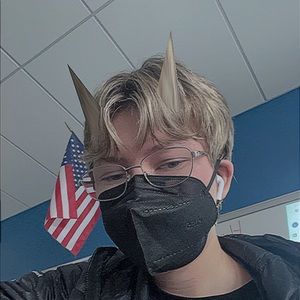 Meet your Posher, Kay